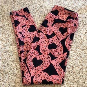 LuLaRoe Valentine Leggings OS